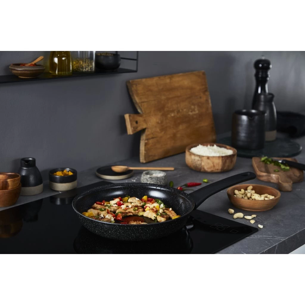 Tefal C41804 Intensity Koekenpan 24 Cm Zwart 4 Tefal C41804 Intensity Koekenpan 24 Cm Zwart - Afbeelding 4