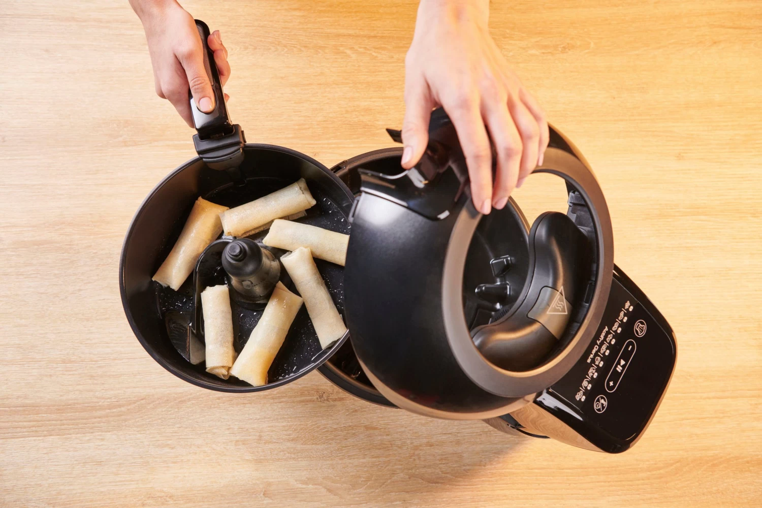 Tefal Airfryer FZ7738 ActiFry Genius + Inhoud 1,2 Kg, Timer, 9 Automatische Menu's, Roerarm-systeem, Zwart 17 Tefal Airfryer FZ7738 ActiFry Genius + Inhoud 1,2 Kg, Timer, 9 Automatische Menu's, Roerarm-systeem, Zwart - Afbeelding 17