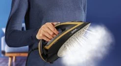 Tefal Stoomstrijkijzer FV5696 Turbo Pro Anti-Calc+ Anti-kalk-collector, Verticale Stoomfunctie, Uitstekende Strijkzool, Eco-functie -Tefal tefal stoomstrijkijzer fv5696 turbo pro anti calc anti kalk collector verticale stoomfunctie uitstekende strijkzool eco functie goud 6